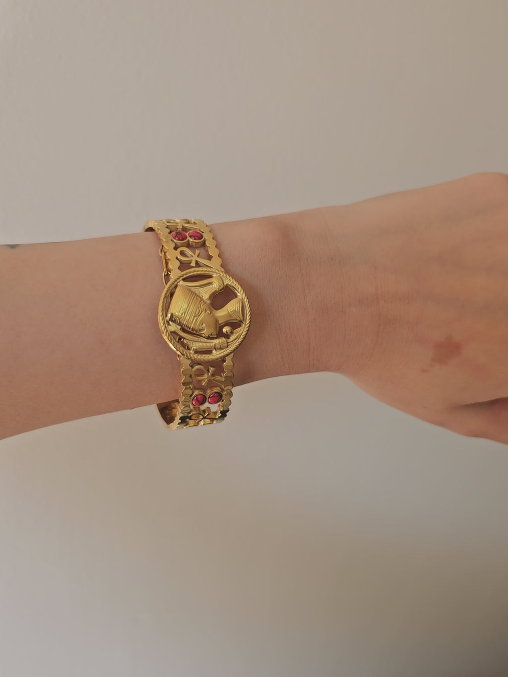The Nefertiti Cuff