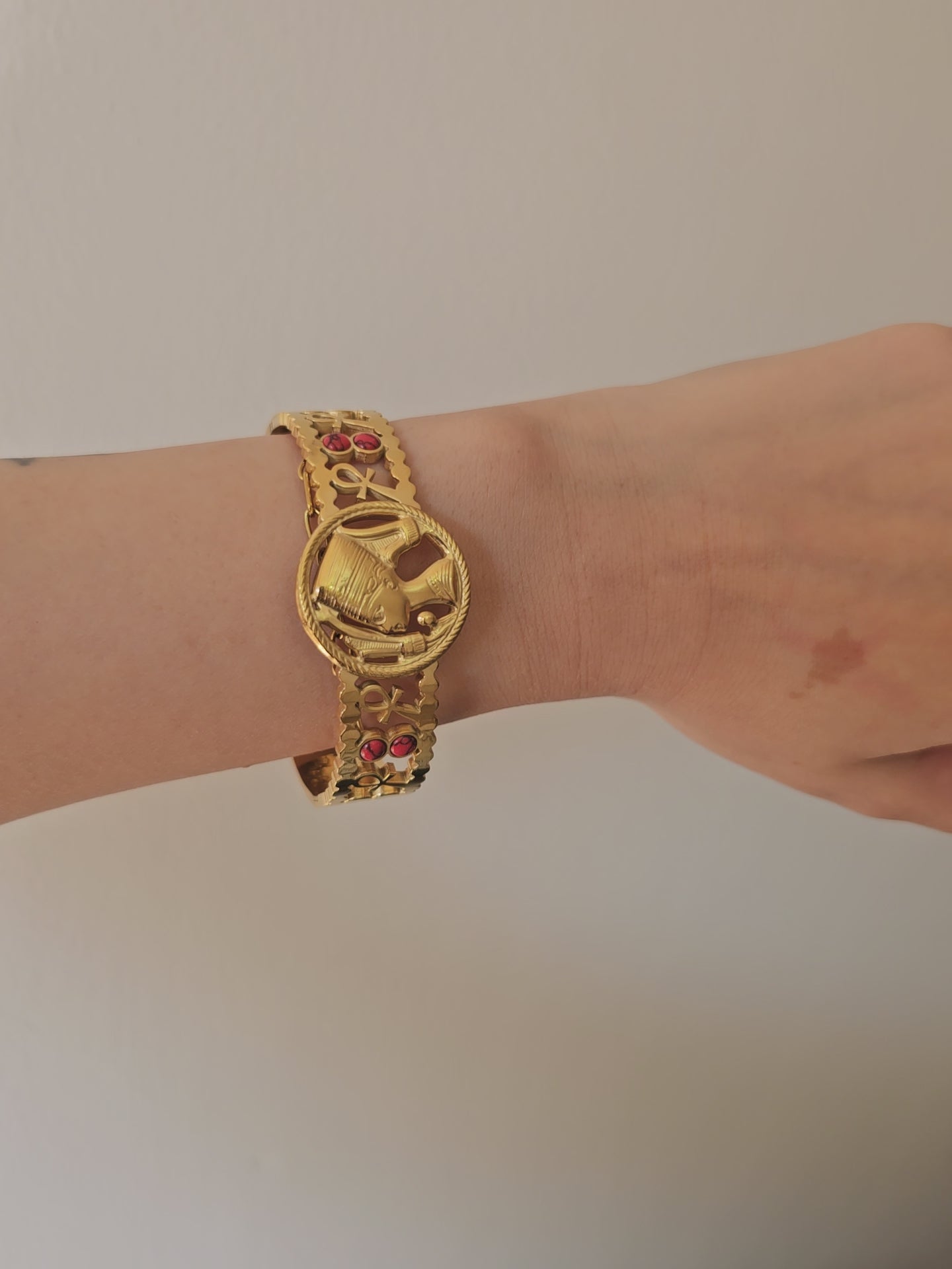 The Nefertiti Cuff