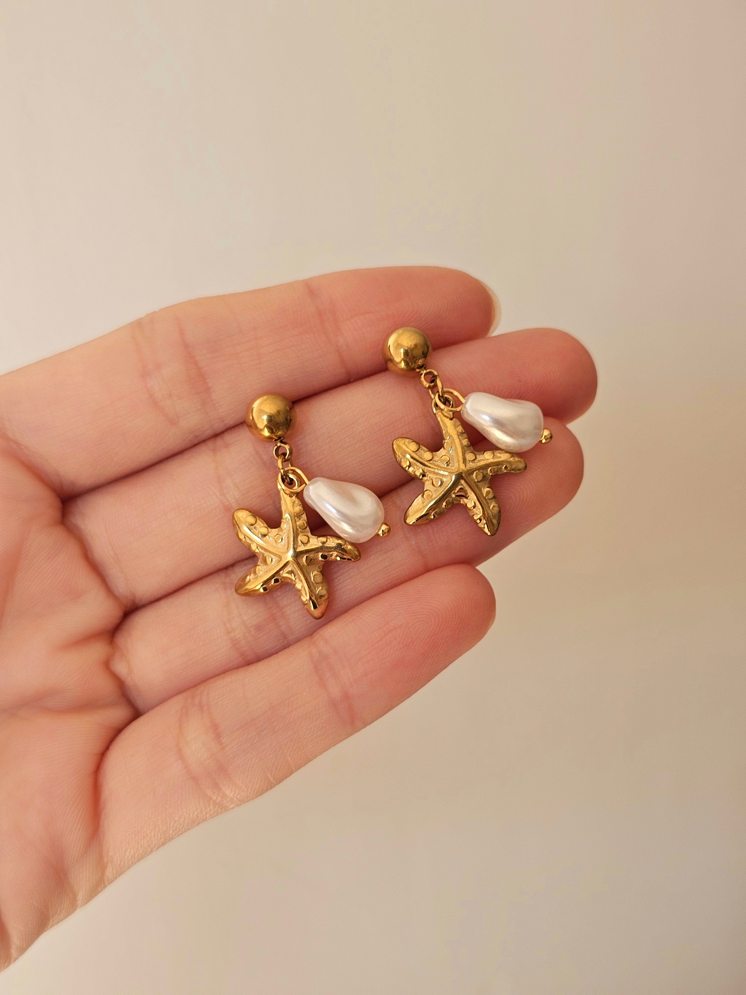 Ocean Breeze Pearl & Starfish Earrings
