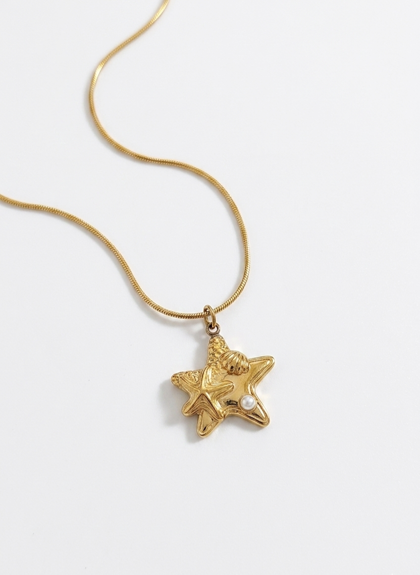 The Siren Star Necklace
