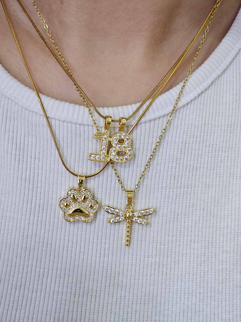 Dainty Paw Print Pendant Necklace