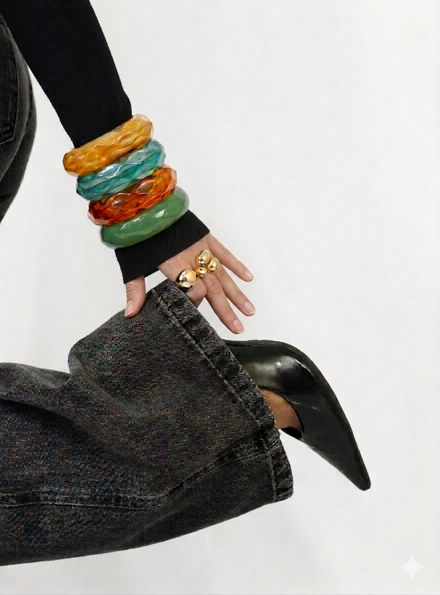 The Aurelia Swirl Bangle