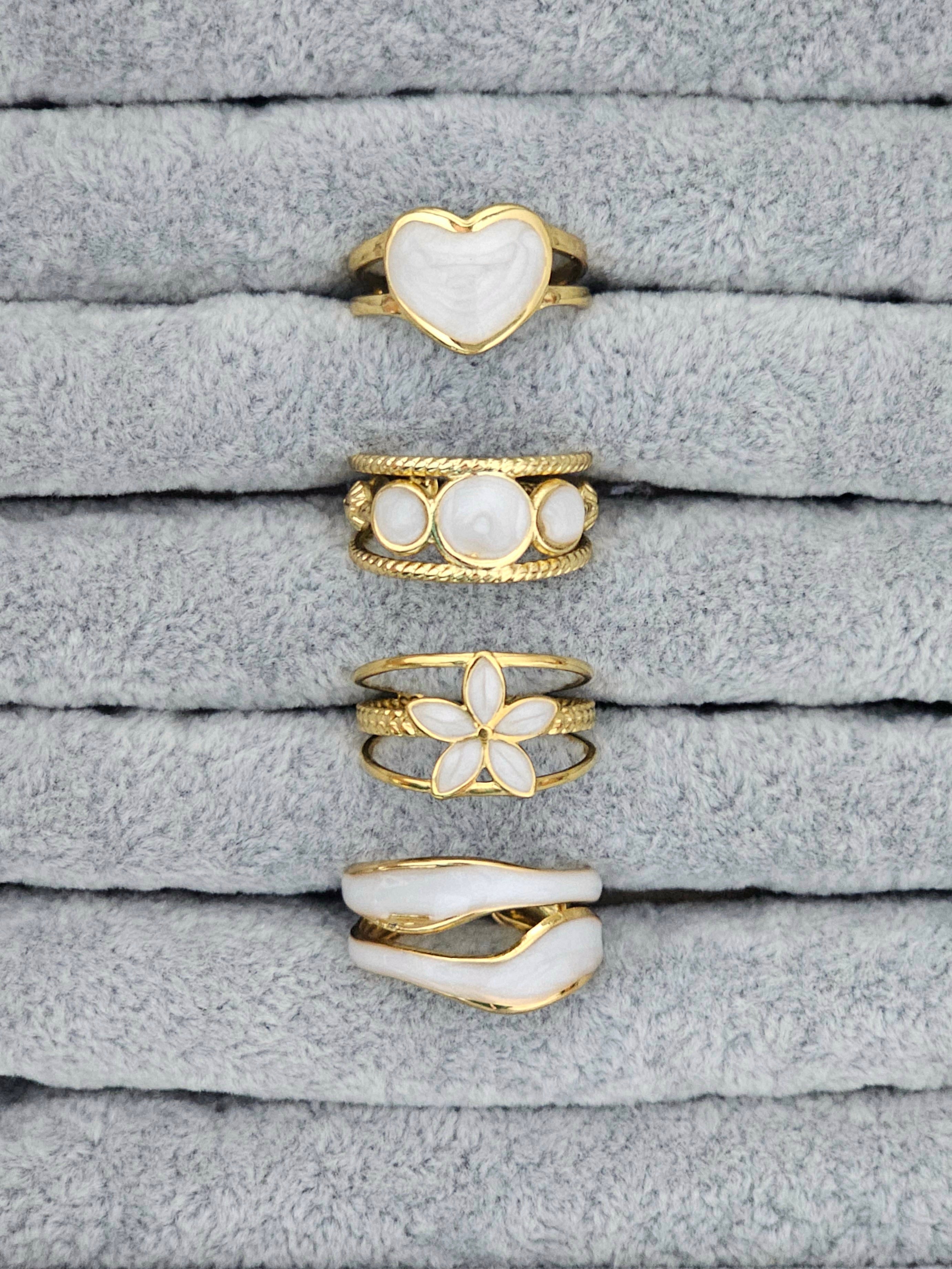 The Aura Wave Double Band Ring