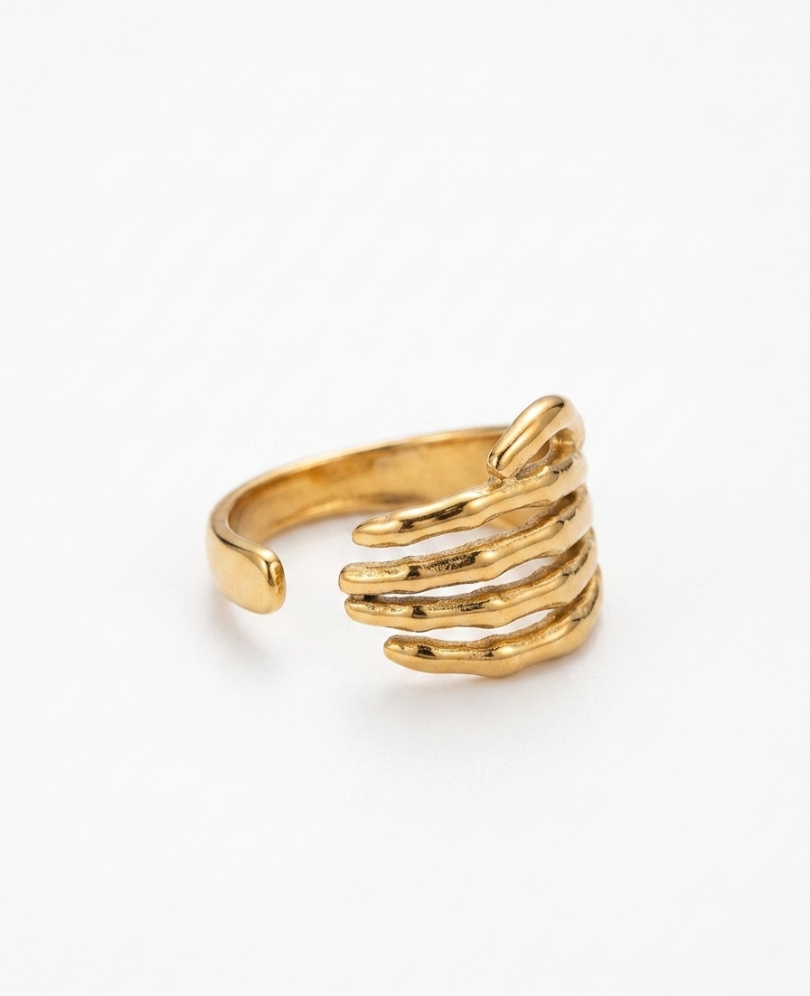 The Gilded Grasp Ring