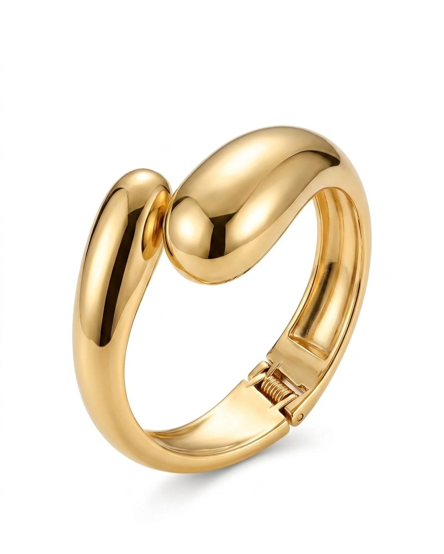 The Solis Chunky Bangle