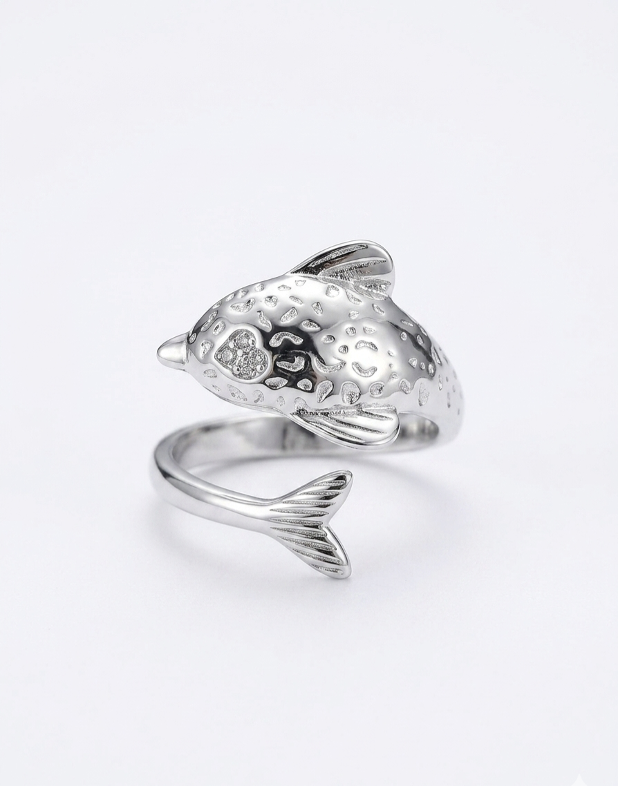 The Puffer Fin Ring