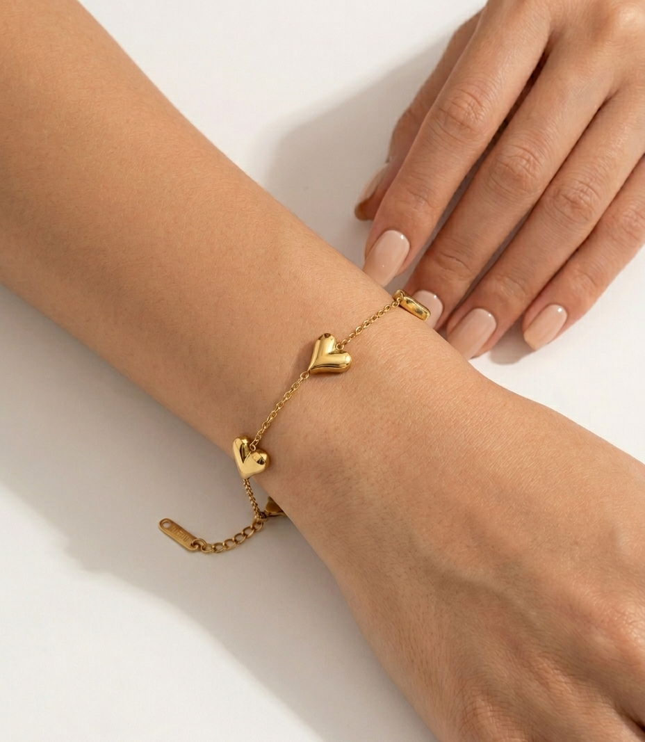 The Eternal Hearts Bracelet