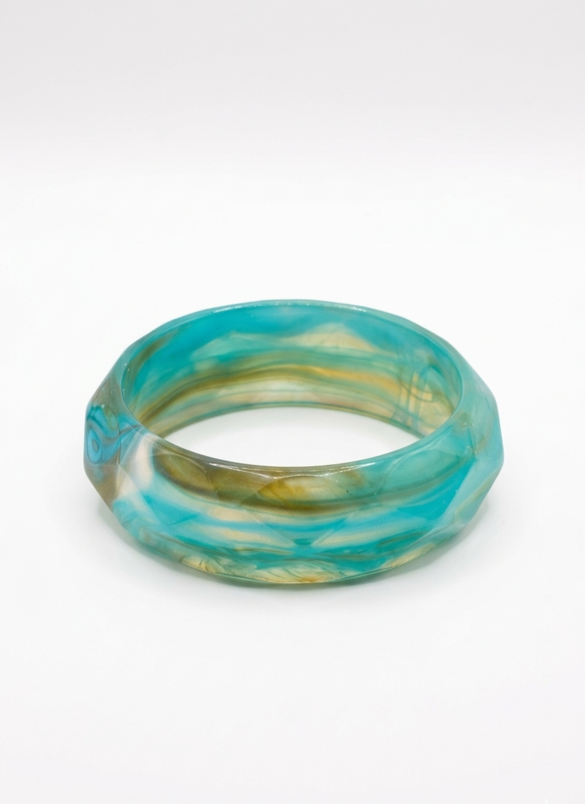 The Aurelia Swirl Bangle